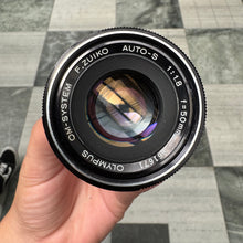 Load image into Gallery viewer, Olympus OM-System F.Zuiko Auto-S 50mm f/1.8 Lens