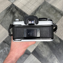 Load image into Gallery viewer, Canon AE-1