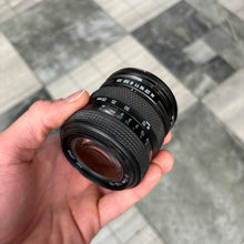 Load image into Gallery viewer, Tamron 28-70mm f/3.5-4.5 lens