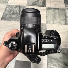 Load image into Gallery viewer, Canon EOS 3000