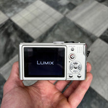 Load image into Gallery viewer, Panasonic Lumix DMC-LX1