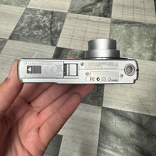 Load image into Gallery viewer, Olympus FE-190