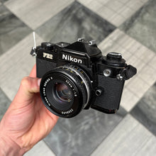Load image into Gallery viewer, Nikon FE2