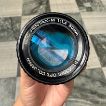 Load image into Gallery viewer, SMC Pentax-M 50mm f/1.4 Lens