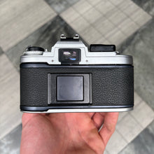 Load image into Gallery viewer, Nikon FG