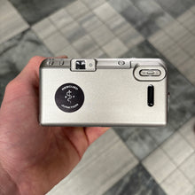 Load image into Gallery viewer, Minolta Riva Zoom 115