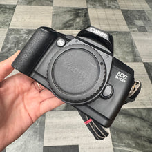 Load image into Gallery viewer, Canon EOS 5000 Body