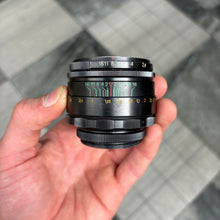 Load image into Gallery viewer, Helios 44-2 58mm f/2 lens