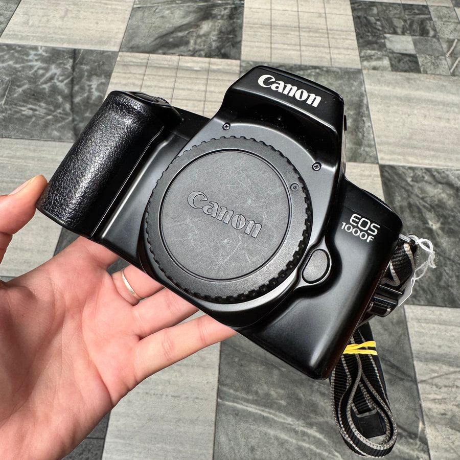 Canon EOS 1000F Body