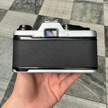 Load image into Gallery viewer, Olympus OM-10