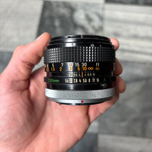 Load image into Gallery viewer, Canon 50mm 1.4 S.S.C lens