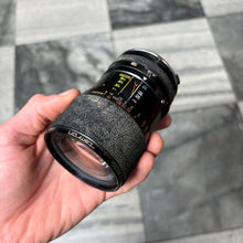 Load image into Gallery viewer, Tamron Zoom Macro 35-80mm f/2.8-3.5 Lens