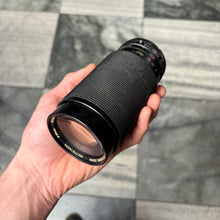 Load image into Gallery viewer, Vivitar Macro Focusing Zoom 35-210mm f/3-4.5 Lens