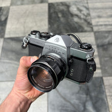 Load image into Gallery viewer, Pentax Spotmatic SP