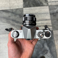 Load image into Gallery viewer, Pentax Spotmatic SP