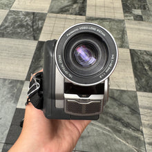 Load image into Gallery viewer, Panasonic NV-DS38 Mini DV