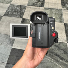 Load image into Gallery viewer, Panasonic NV-DS38 Mini DV