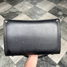 Load image into Gallery viewer, Vintage Camera Bag