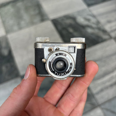 Miniature tuxi camera