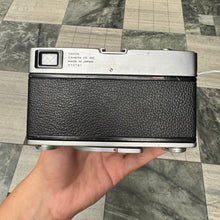Load image into Gallery viewer, Canon Bell &amp; Howell Canonet QL 19