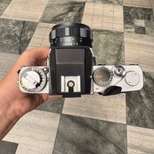 Load image into Gallery viewer, Minolta XE-5