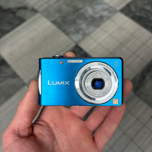 Panasonic Lumix DMC-FH2