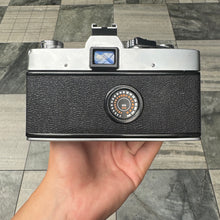 Load image into Gallery viewer, Minolta SRT-303