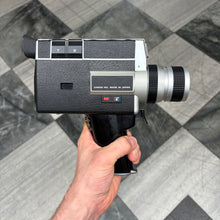 Load image into Gallery viewer, Canon Auto Zoom 518 SV Super 8