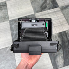 Load image into Gallery viewer, Polaroid EE100