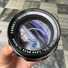 Load image into Gallery viewer, Super-Takumar 135mm f/3.5 Lens