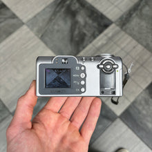 Load image into Gallery viewer, Minolta DiMAGE F300