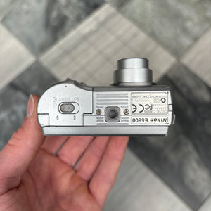 Nikon Coolpix 5600