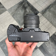 Load image into Gallery viewer, Pentax SF 7