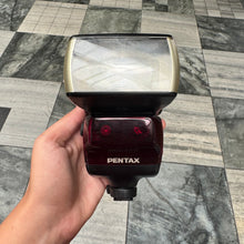Load image into Gallery viewer, Pentax AF500FTZ Flash