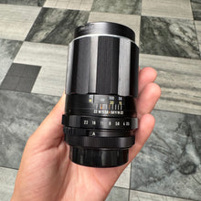 Load image into Gallery viewer, Super-Takumar 135mm f/3.5 Lens