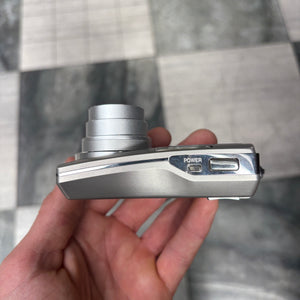 Olympus Stylus 810