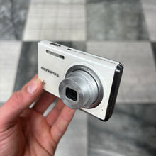 Load image into Gallery viewer, Olympus FE-4030