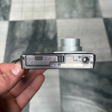 Load image into Gallery viewer, Olympus FE-4030