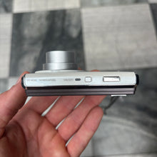 Load image into Gallery viewer, Olympus FE-4030