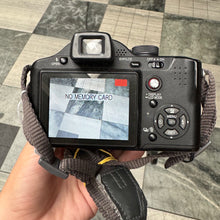 Load image into Gallery viewer, Panasonic Lumix DMC-FZ7