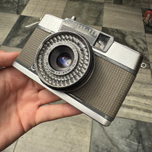 Load image into Gallery viewer, Olympus Pen EES-2