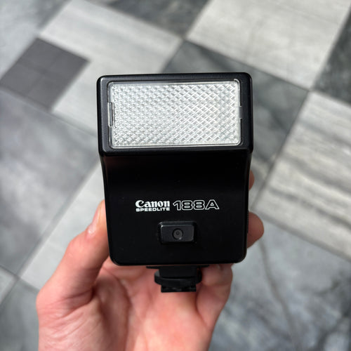 Canon Speedlite 188A Flash