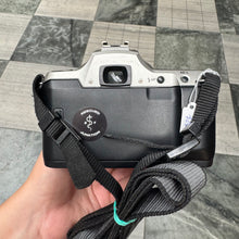 Load image into Gallery viewer, Pentax MZ-60