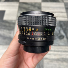 Load image into Gallery viewer, Auto Chinon 28mm f/2.8 Lens