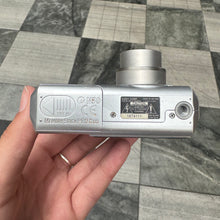 Load image into Gallery viewer, Sony Cybershot DSC-S650