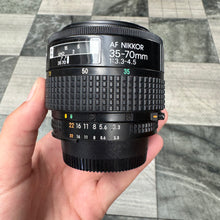 Load image into Gallery viewer, AF Nikkor 35-70mm f/3.3-4.5 Lens