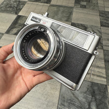 Load image into Gallery viewer, Minolta Hi-Matic 11