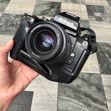 Load image into Gallery viewer, Nikon F4