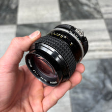 Load image into Gallery viewer, Nikkor 105mm f/2.5 Lens