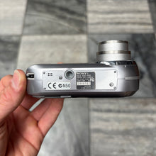 Load image into Gallery viewer, Sony Cyber-Shot DSC-P93